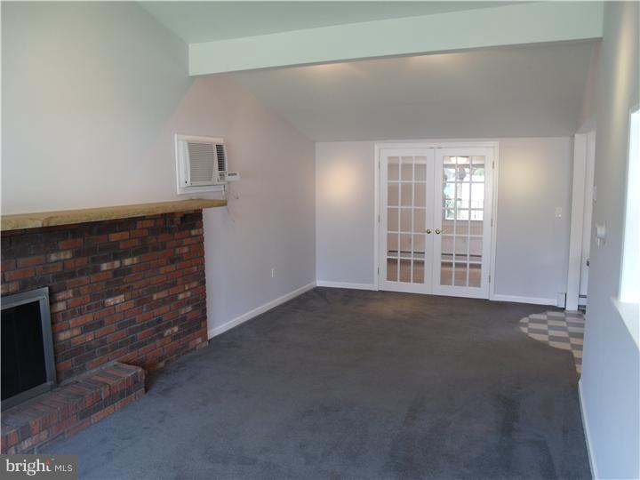 6 Indigo Road Levittown, PA 19057 - Photo 3 of 13 Family Room
