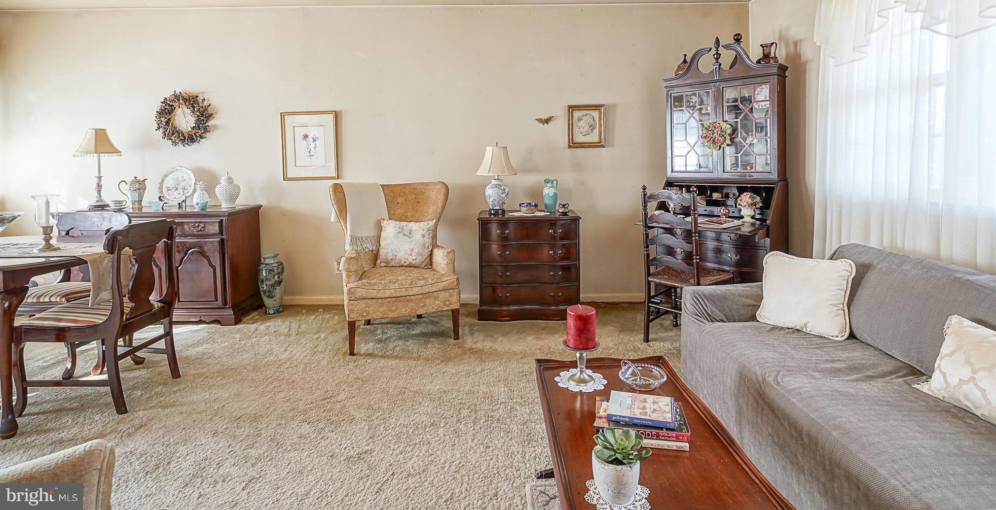 410 Cornwall Road Cherry Hill, NJ 08034 - Photo 5 of 27 a living room with furniture and wooden floor