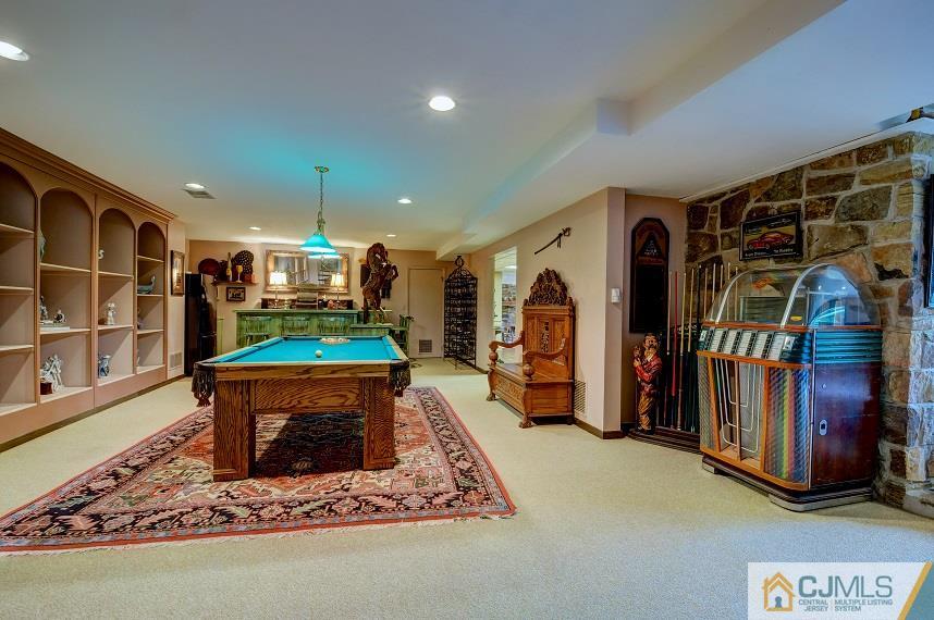 68 Harbourton Woodsville Road Pennington, NJ 08534 - Photo 22 of 25 a living room with furniture and a rug