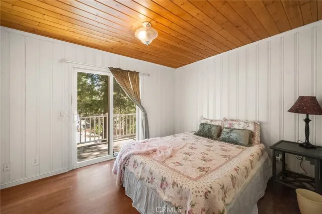 $270,000 | 746 West Victoria Court, Lake Arrowhead, CA 92352