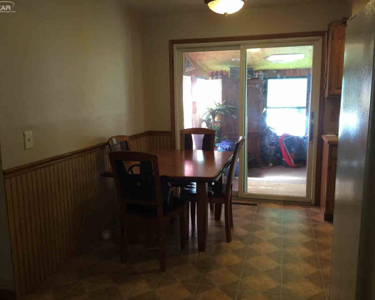 13417 North Jennings Road Clio, MI 48420 - Photo 6 of 16 21225479-5.JPG