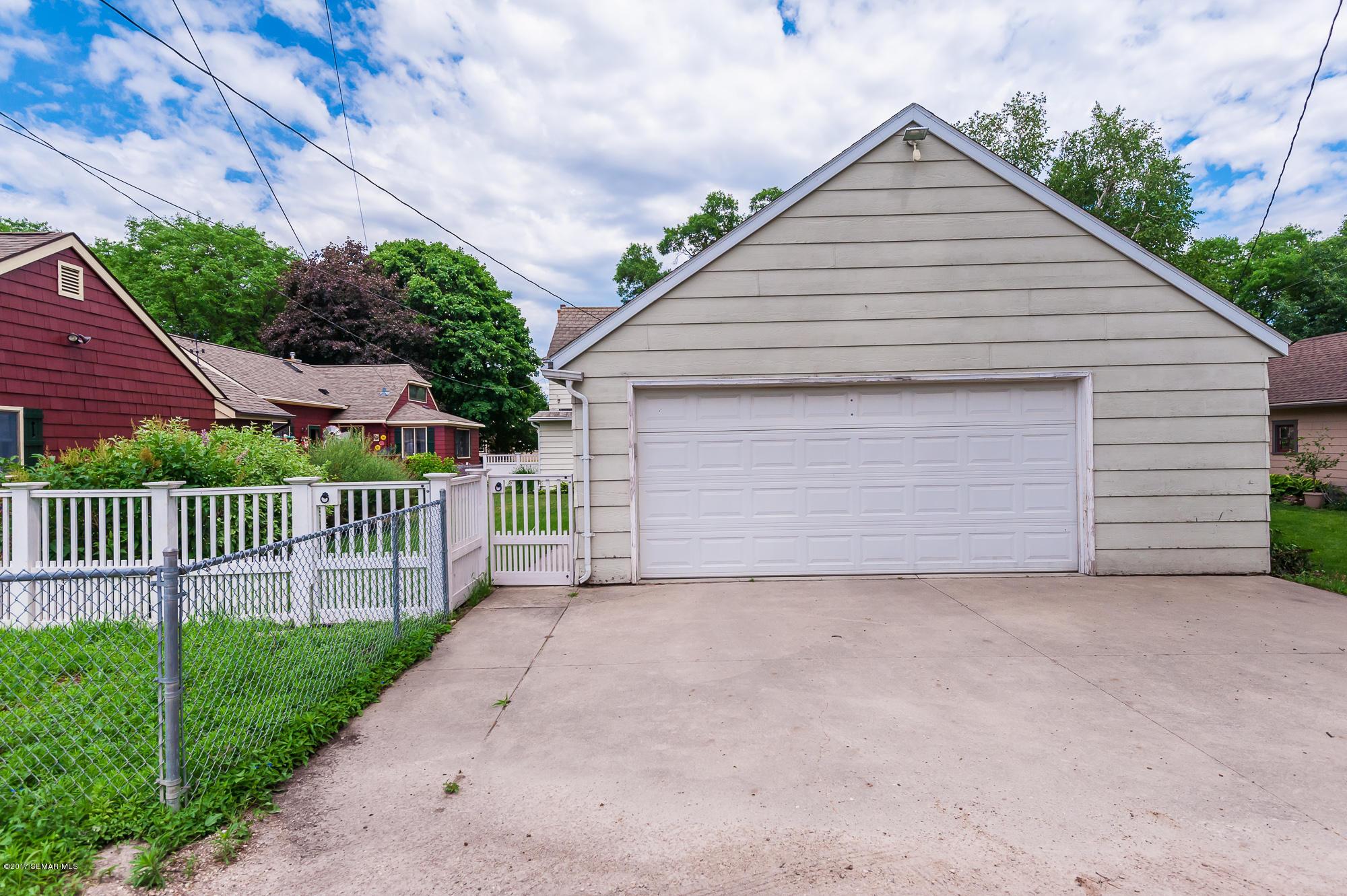 1330 2nd Street Northwest Rochester, MN 55901 - Photo 35 of 39