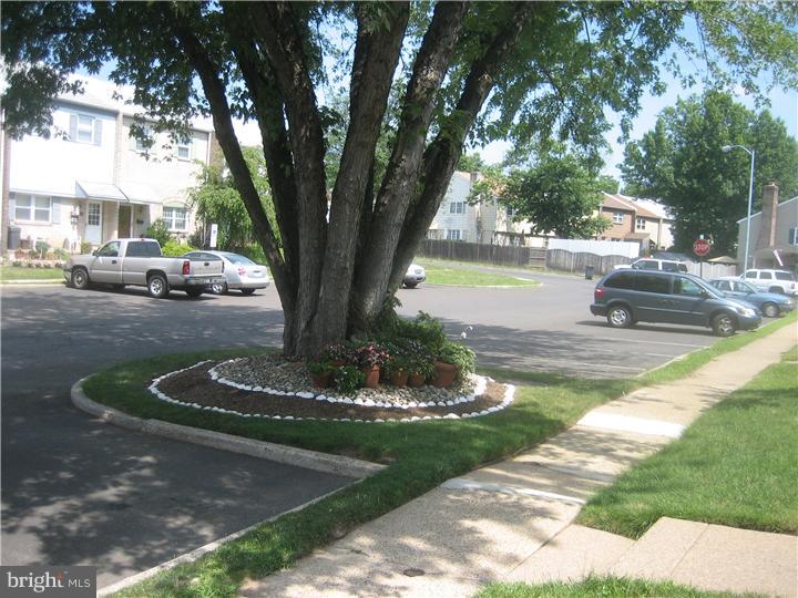 5123 Leeward Road Bensalem, PA 19020 - Photo 14 of 14 Front Yard