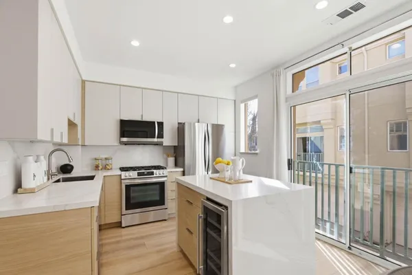 $1,198,000 | 141 Huntington Court, Mountain View, CA 94043