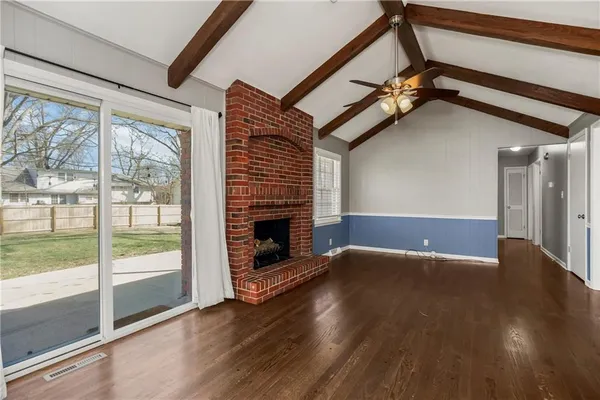 $373,000 | 1700 Northeast 68 Terrace, Gladstone, MO 64118