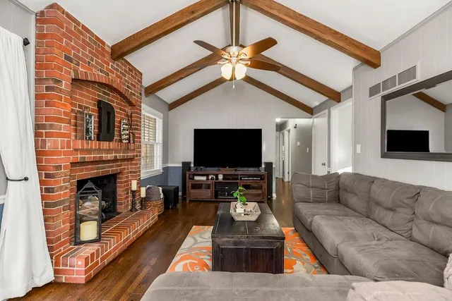 $379,000 | 1700 Northeast 68 Terrace, Gladstone, MO 64118