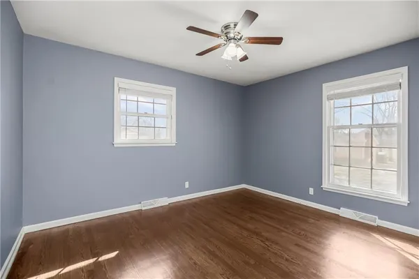 $373,000 | 1700 Northeast 68 Terrace, Gladstone, MO 64118