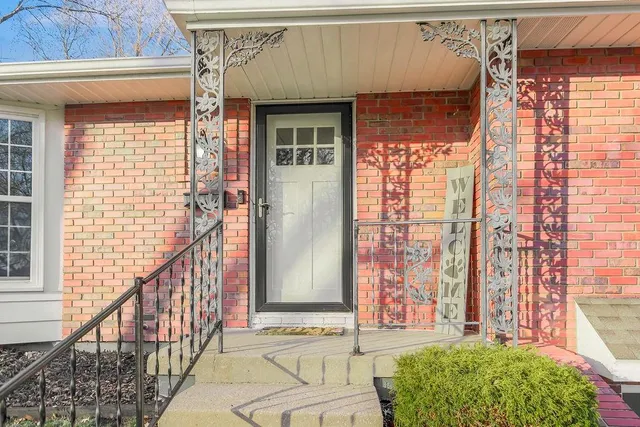 $379,000 | 1700 Northeast 68 Terrace, Gladstone, MO 64118