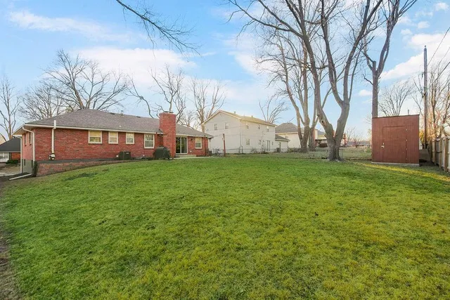 $379,000 | 1700 Northeast 68 Terrace, Gladstone, MO 64118