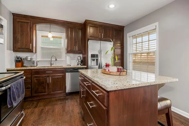 $379,000 | 1700 Northeast 68 Terrace, Gladstone, MO 64118