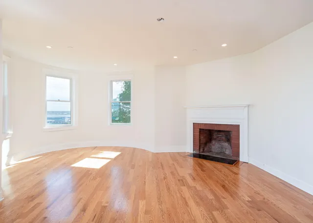 $2,950,000 | 5 Eastern Promenade, Unit 2, Portland, ME 04101