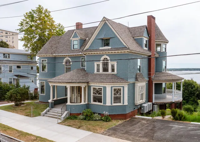 $2,950,000 | 5 Eastern Promenade, Unit 2, Portland, ME 04101