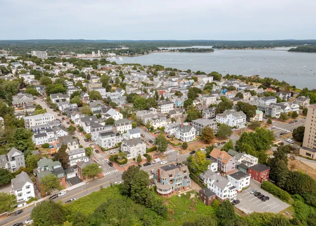 $2,950,000 | 5 Eastern Promenade, Unit 2, Portland, ME 04101