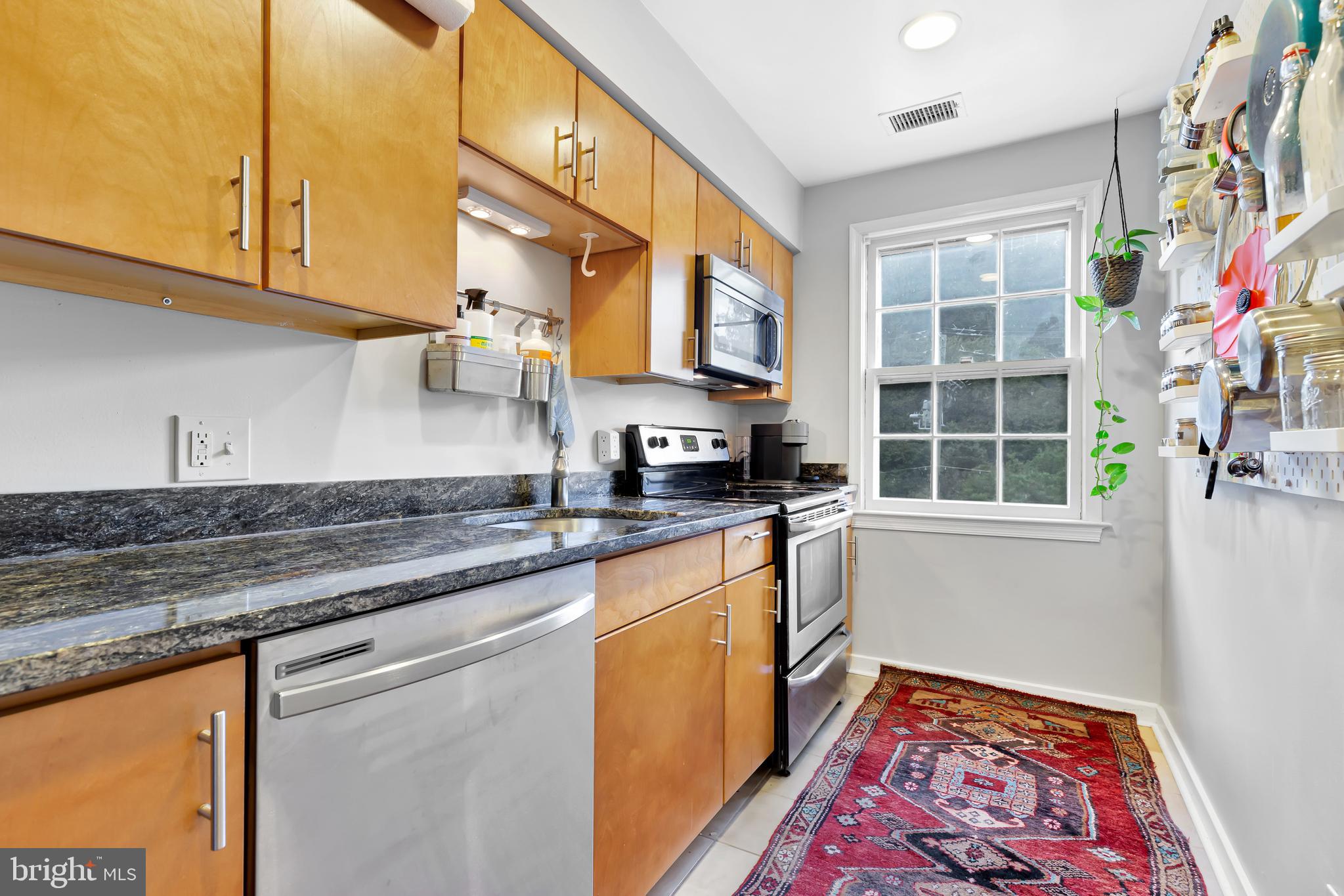 8201 Grubb Road, Unit G204 Silver Spring, MD 20910 - Photo 10 of 23 Gallery Image 10