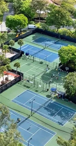 a view of a tennis court
