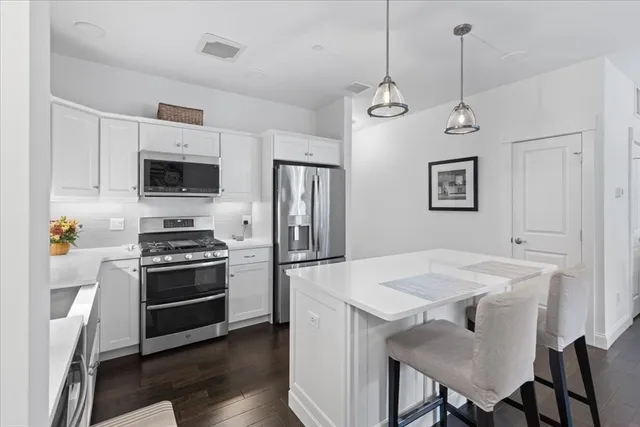 $700,000 | 1 Revolution Way, Unit 208, Canton, MA 02021