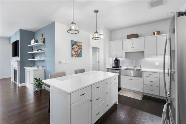 $700,000 | 1 Revolution Way, Unit 208, Canton, MA 02021