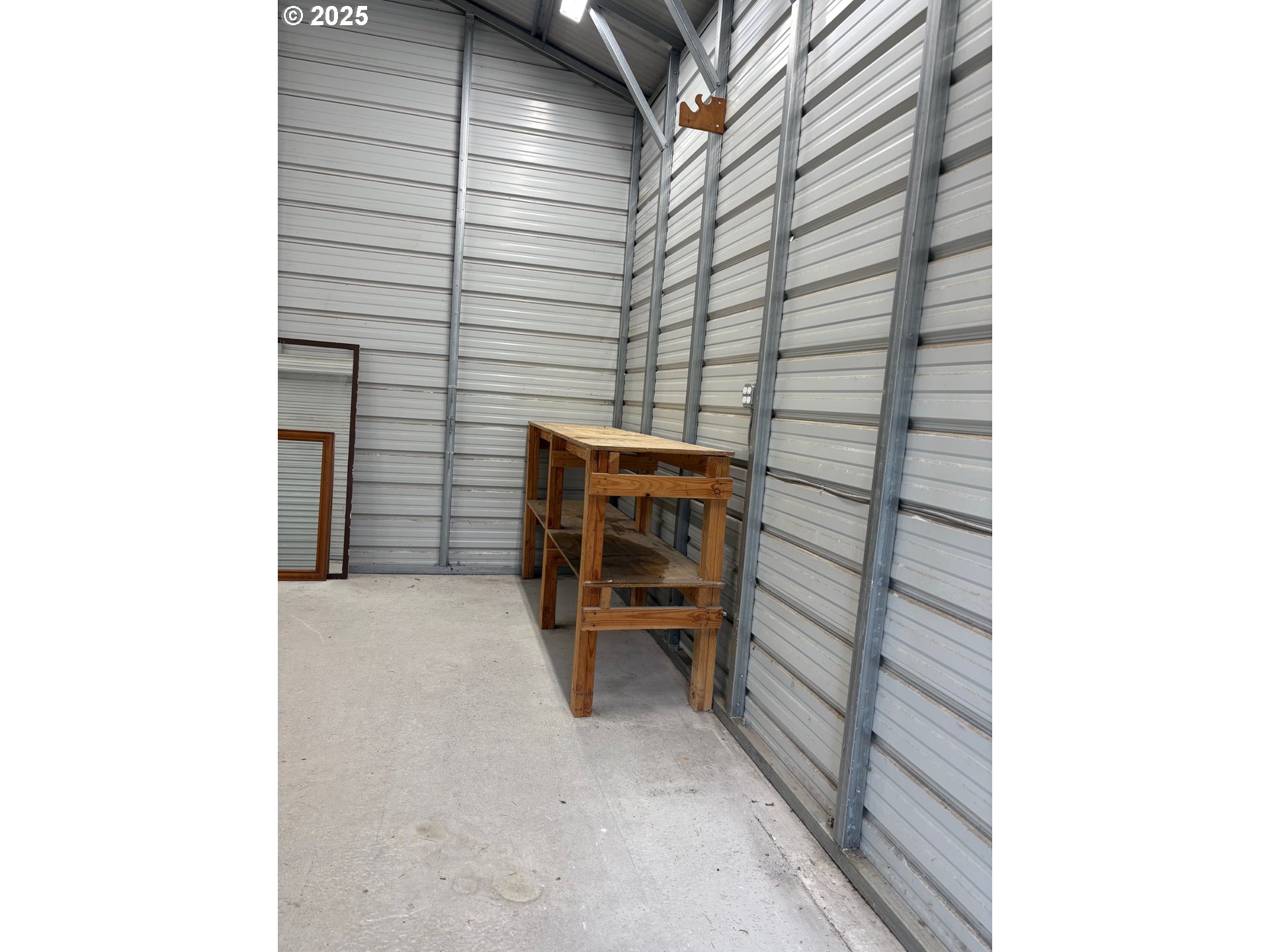 818 Celilo Road North Bonneville, WA 98639 - Photo 26 of 35 a view of outdoor space with barbeque oven and outdoor seating