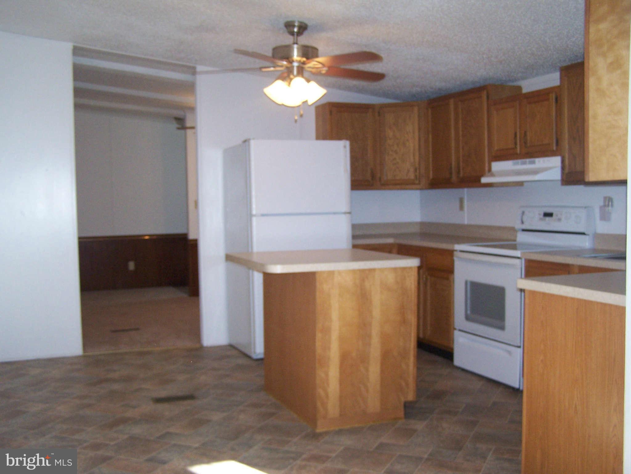 2583 Little Georgetown Road Hedgesville, WV 25427 - Photo 9 of 21 Kitchen