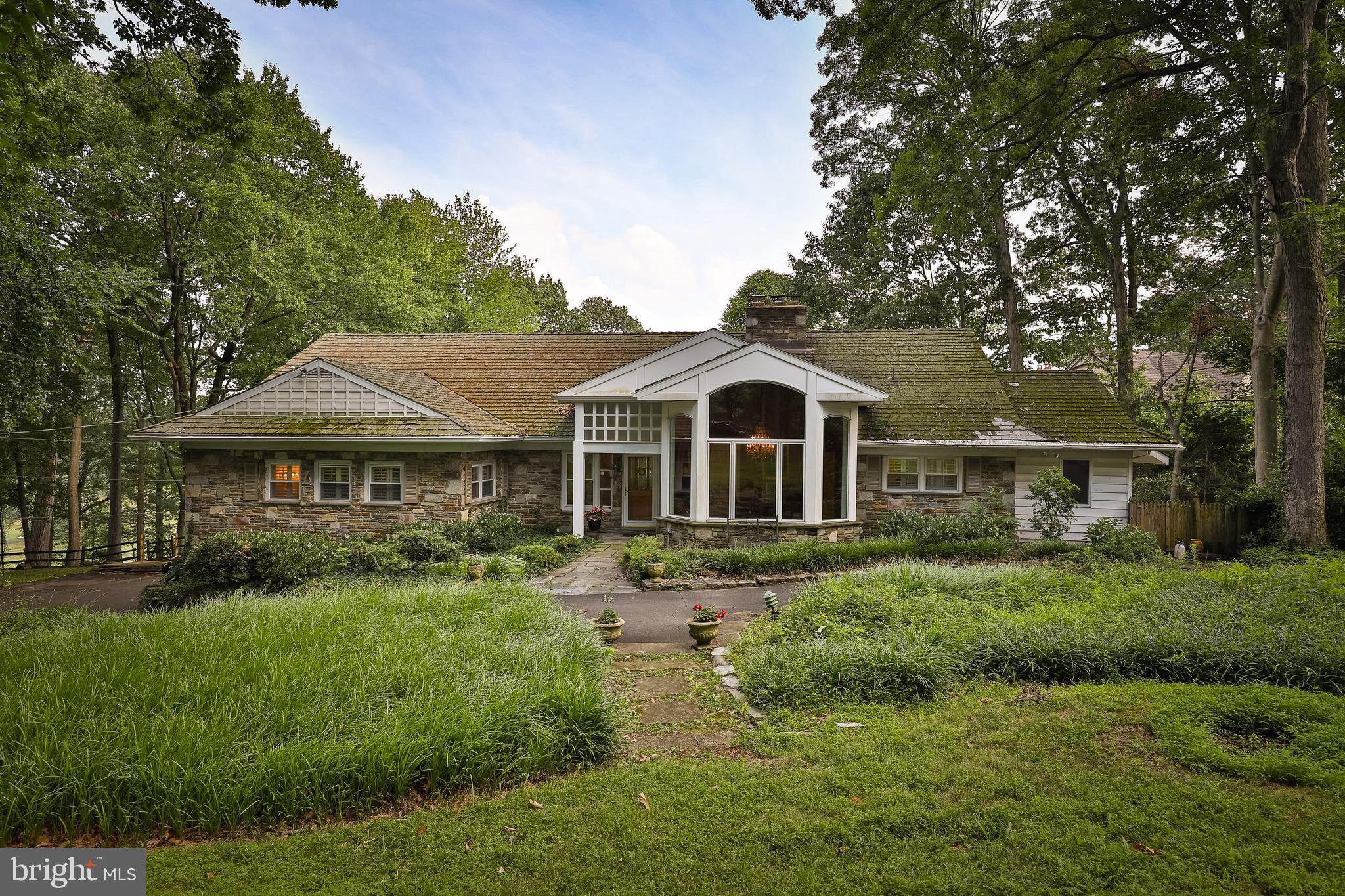 2245 Country Club Drive, Huntingdon Valley, PA 19006 Compass