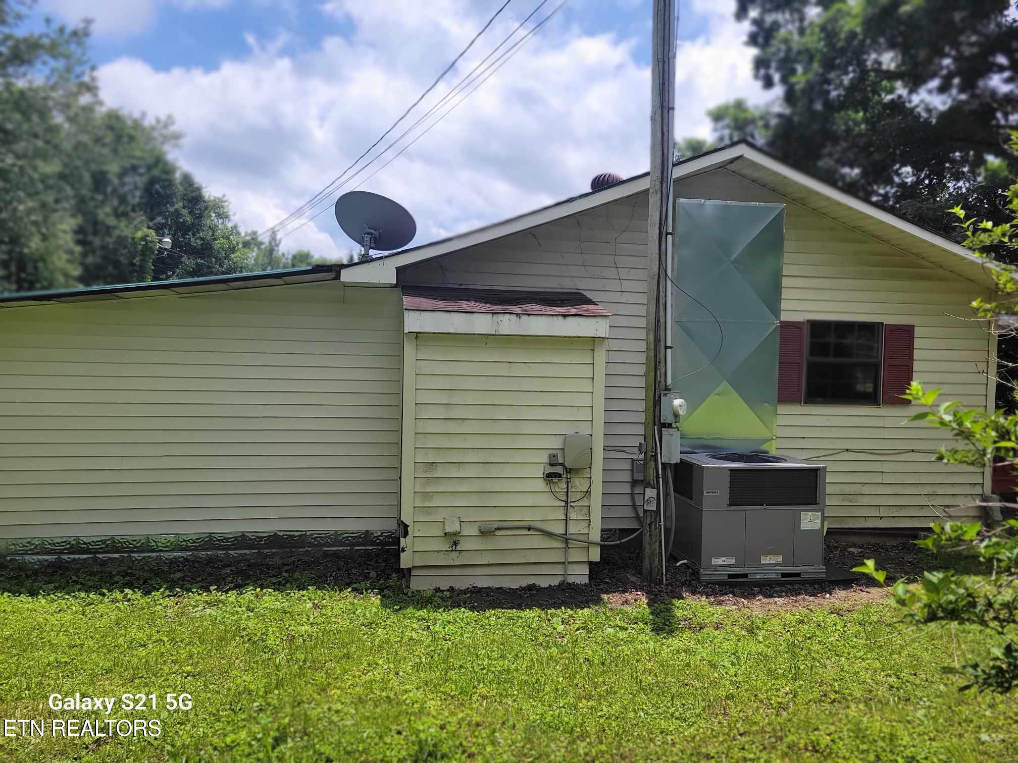 621 Phillips Flats Road Oneida, TN 37841 - Photo 12 of 43 att.bQXNpauJSs5wnYFXILek9KujlLFEXZ_WBSwW