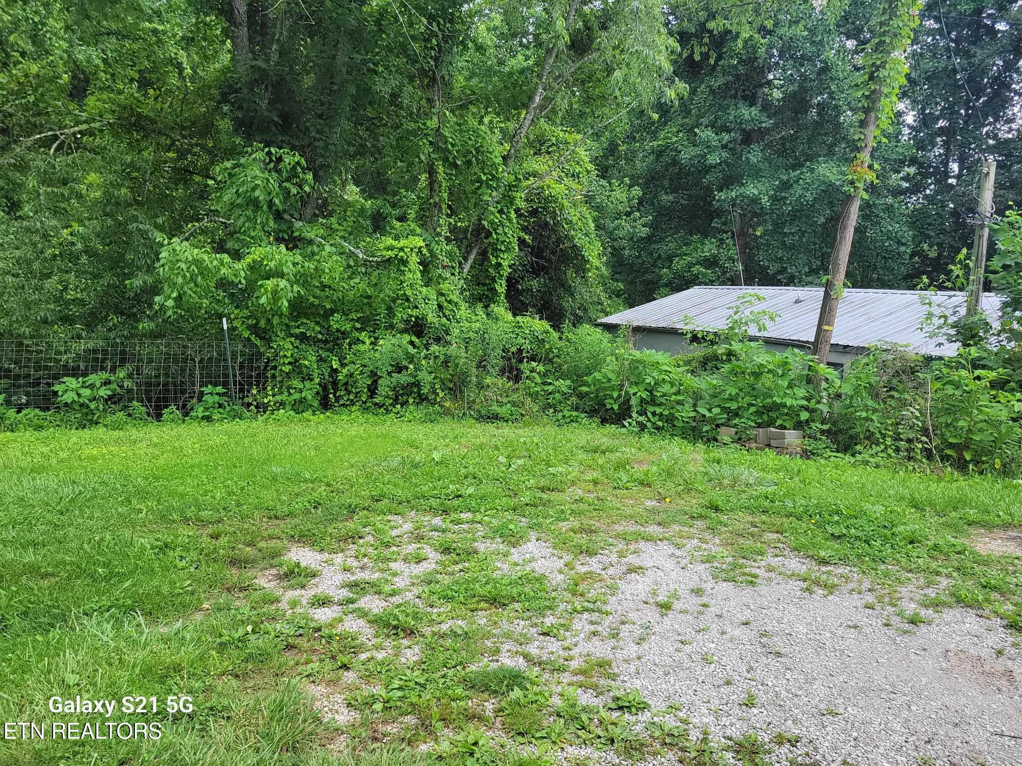621 Phillips Flats Road Oneida, TN 37841 - Photo 13 of 43 att.hhM0w1ln8hMgL8FD6u5pSHfugWNcnyviG6um