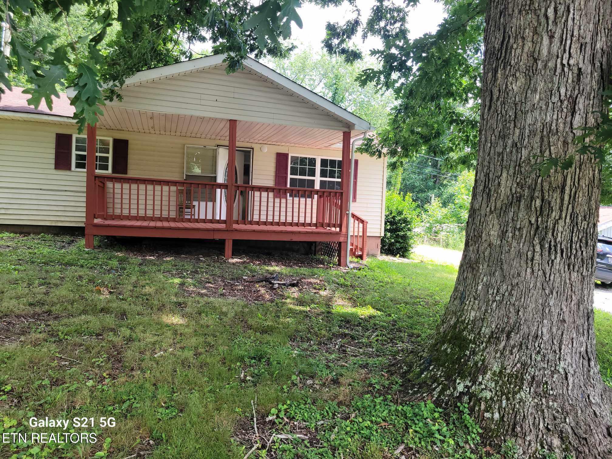 621 Phillips Flats Road Oneida, TN 37841 - Photo 2 of 43 att.2UXUivOQm6b6yU3i0UapkcdI5RXKoHidpCae