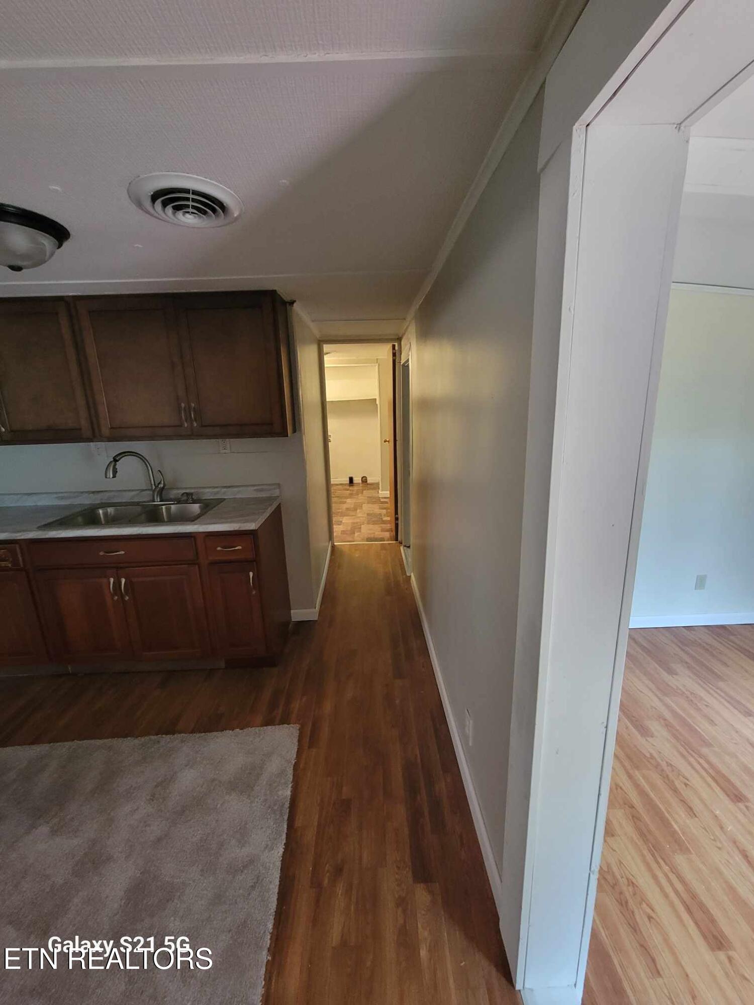621 Phillips Flats Road Oneida, TN 37841 - Photo 32 of 43 att.qTzdprtz1zt6JkNz5rgDBEfwB8-5gjZaf68m