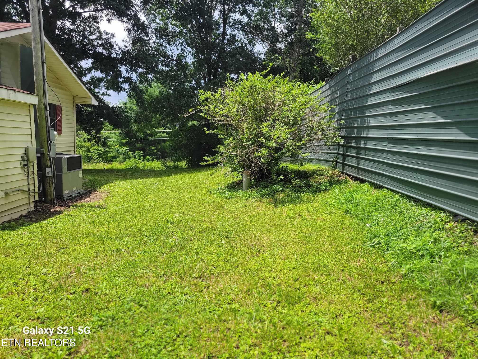 621 Phillips Flats Road Oneida, TN 37841 - Photo 4 of 43 att.ZsL1H0HHa49EuWsn02a9MDM-5B51KgQ4cEeQ