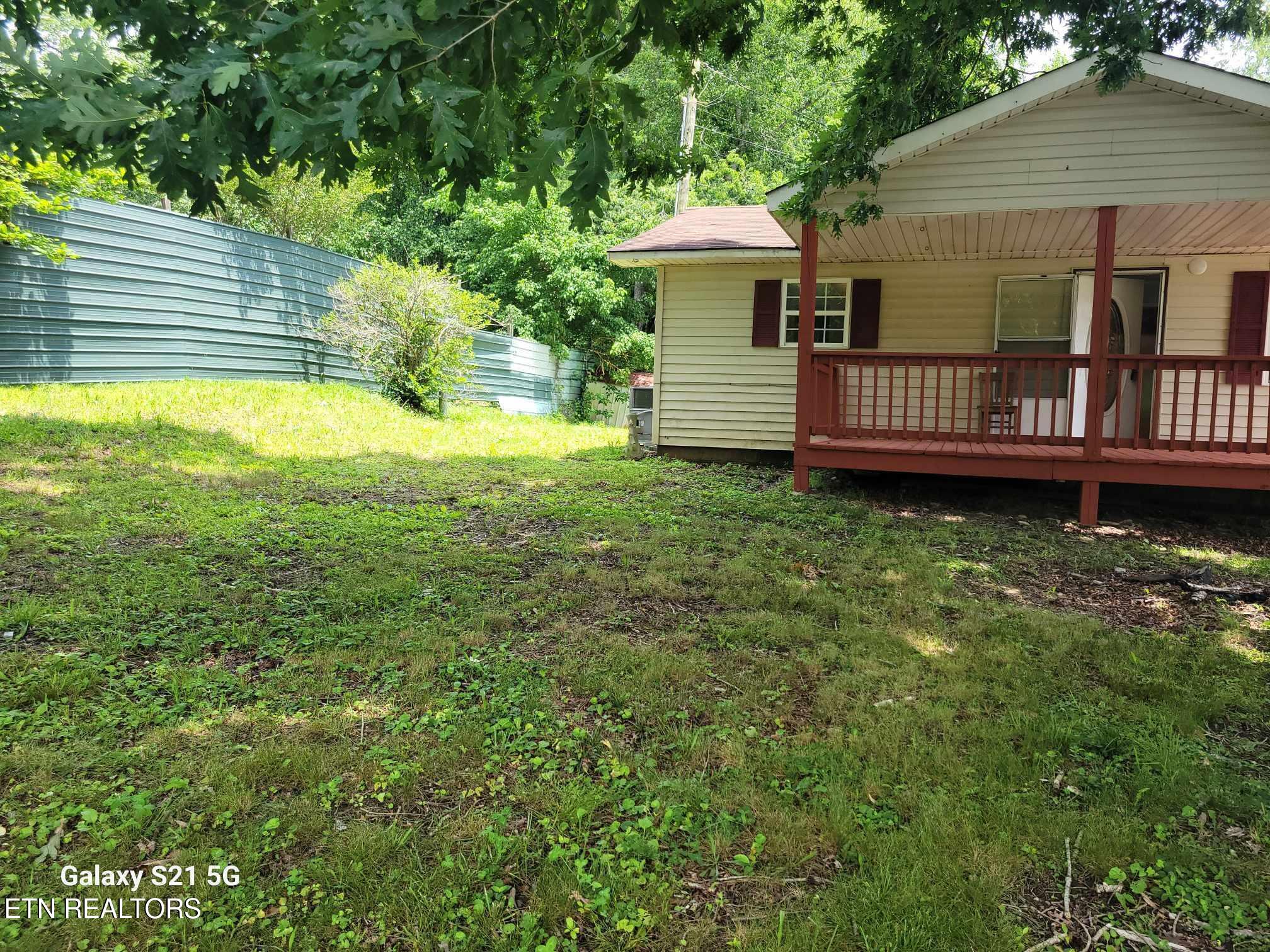 621 Phillips Flats Road Oneida, TN 37841 - Photo 5 of 43 att.SkKN7NBrPQyUMHIzsUTA9Ol_cc4CN-ijiIY4