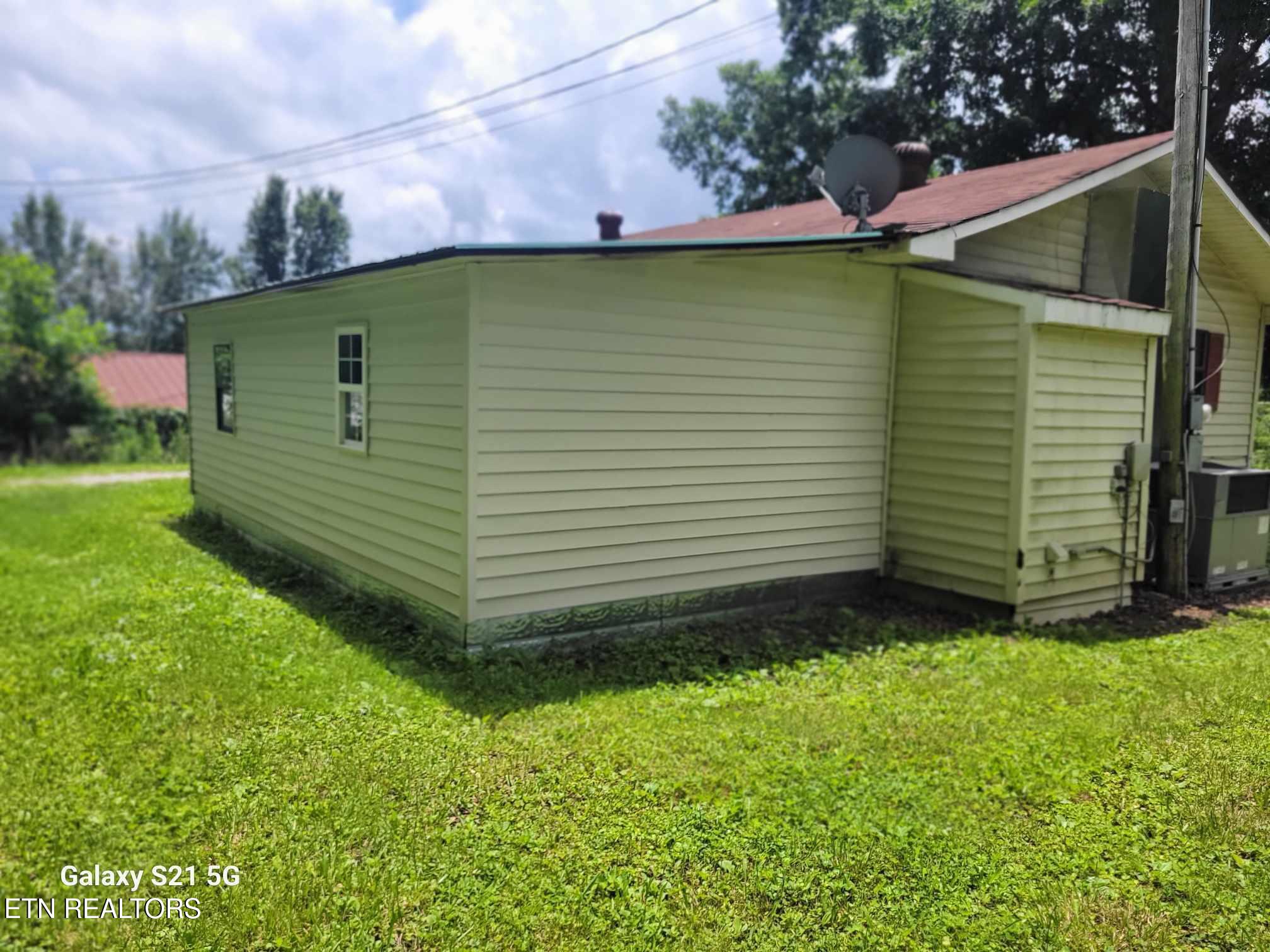 621 Phillips Flats Road Oneida, TN 37841 - Photo 7 of 43 att.9DjEcXj7JQ4WuBWjHG4uyw52lMXUzeJt8uZ2
