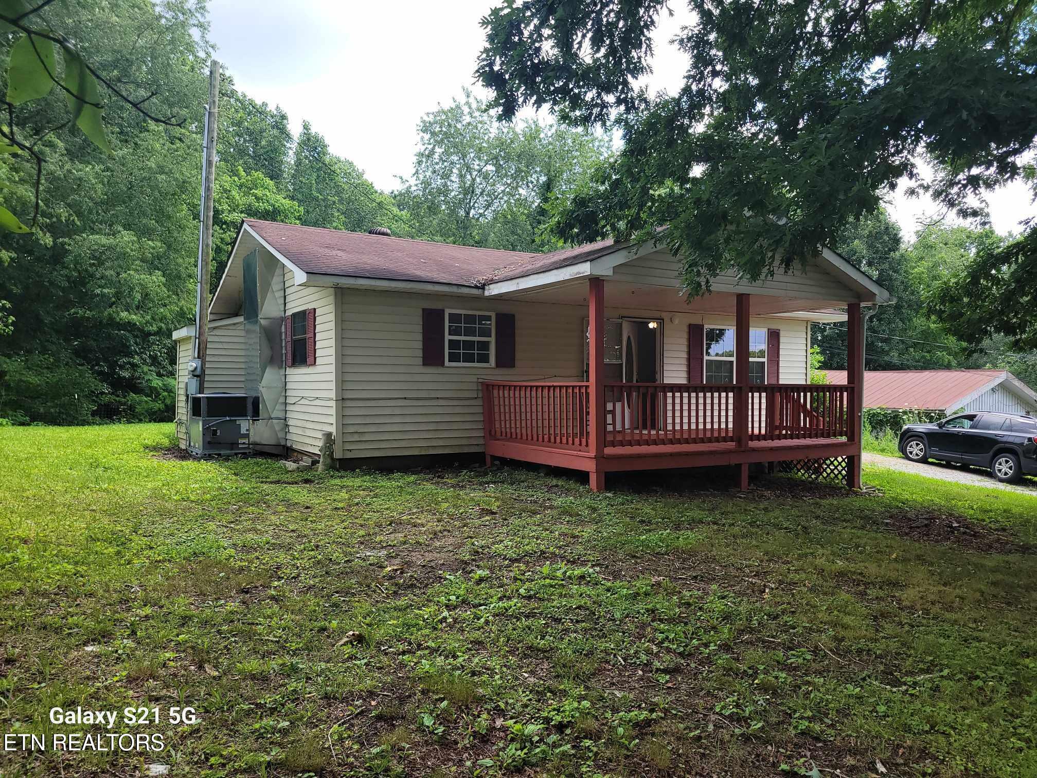 621 Phillips Flats Road Oneida, TN 37841 - Photo 10 of 43 att.X-f1LhwqfaT7MCzW4g2wRYPWtfWv7jU_e8KJ
