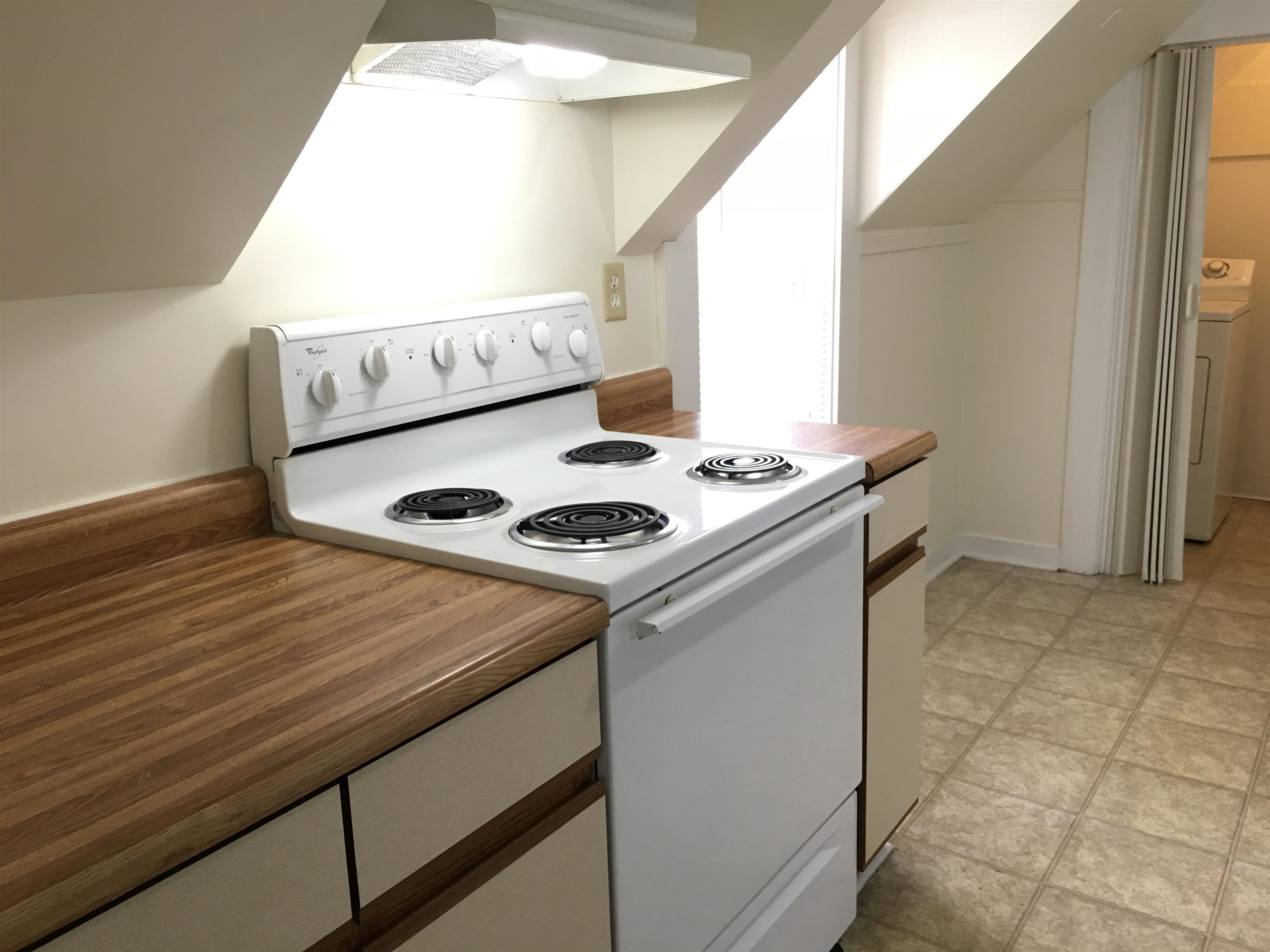 77 Ferry Street, Unit 2 Manchester, NH 03102 - Photo 13 of 51 Gallery Image 13