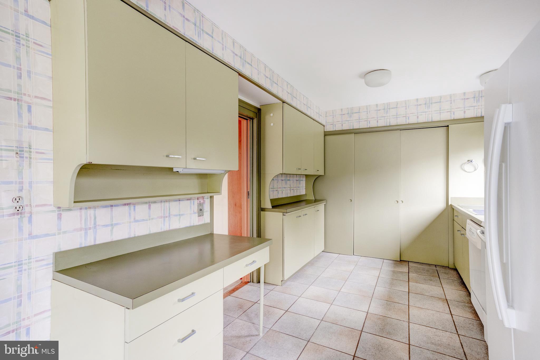 1307 Church Road Oreland, PA 19075 - Photo 15 of 28 Kitchen