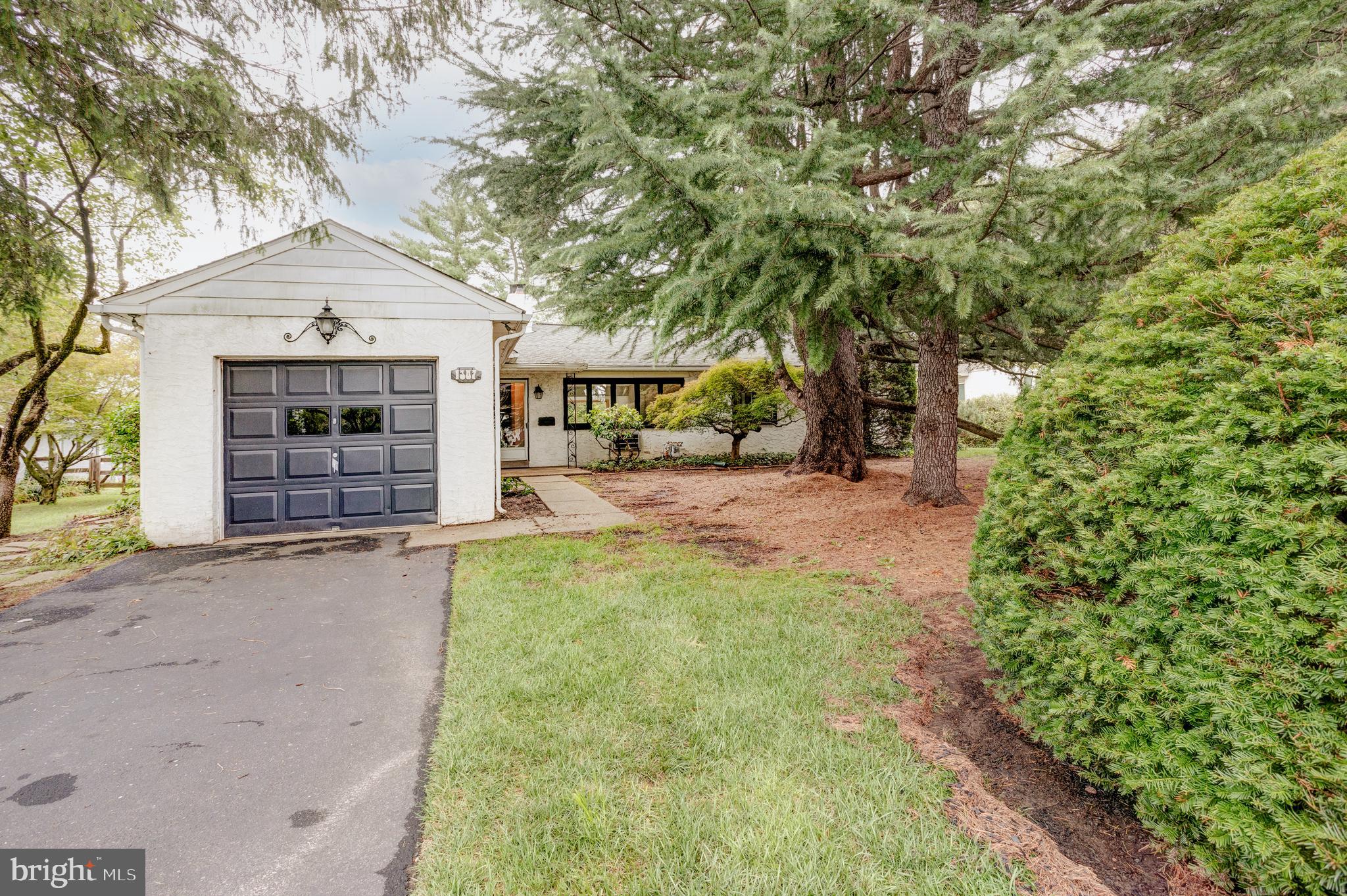 1307 Church Road Oreland, PA 19075 - Photo 3 of 28 Front view