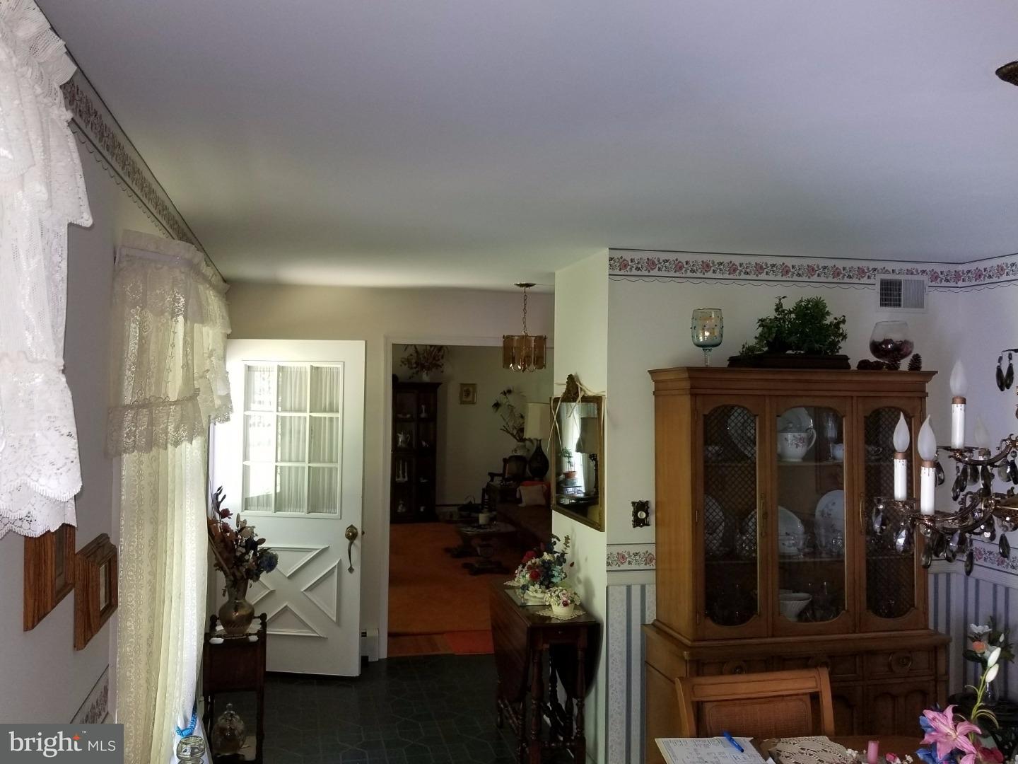 32 Millers Mill Road Cream Ridge, NJ 08514 - Photo 12 of 24