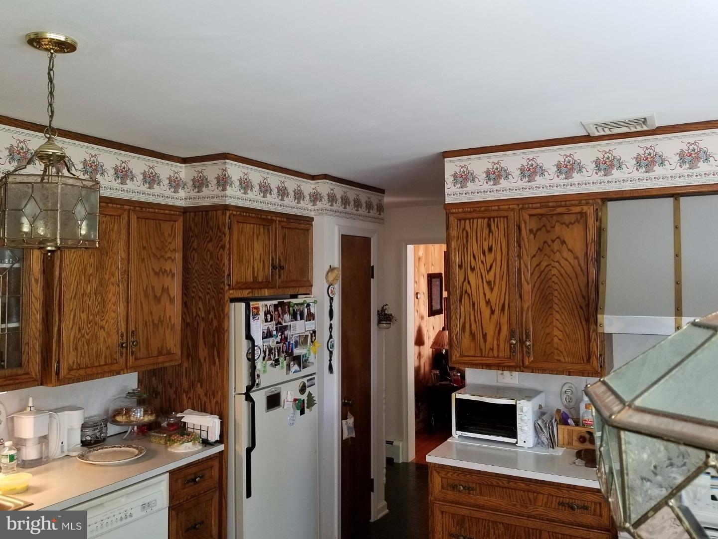 32 Millers Mill Road Cream Ridge, NJ 08514 - Photo 5 of 24