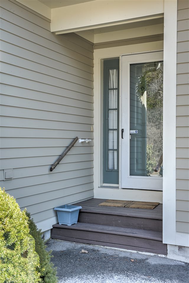 46 Summit Ridge Drive Keene, NH 03431 - Photo 3 of 26