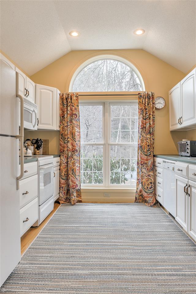 46 Summit Ridge Drive Keene, NH 03431 - Photo 7 of 26