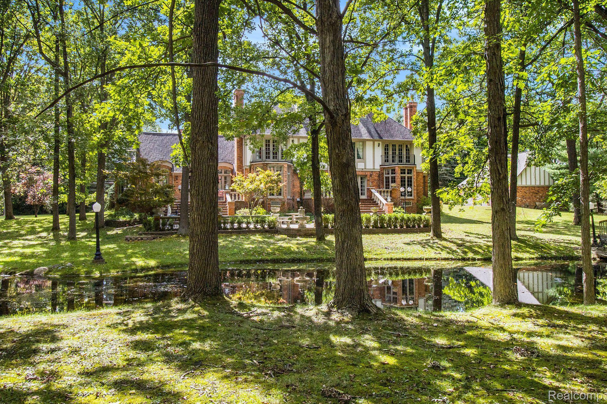 7900 Holcomb Road Clarkston, MI 48348 - Photo 68 of 73 Gallery Image 68