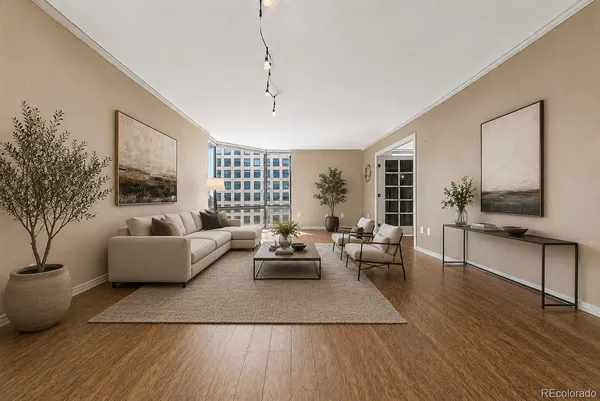 $550,000 | 1625 Larimer Street, Unit 2805, Denver, CO 80202