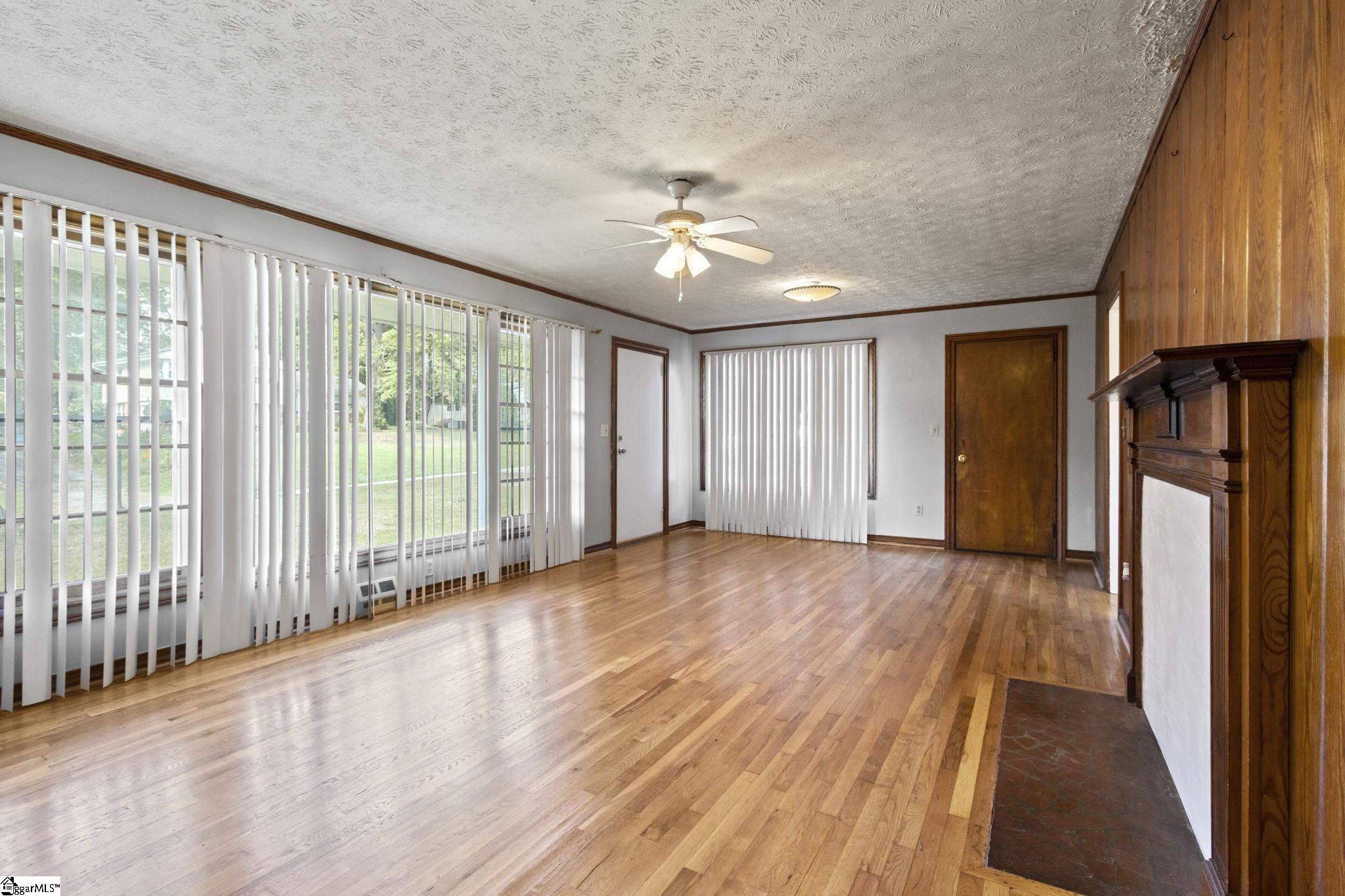 52 Foxhall Road Greenville, SC 29605 - Photo 8 of 25 Gallery Image 8