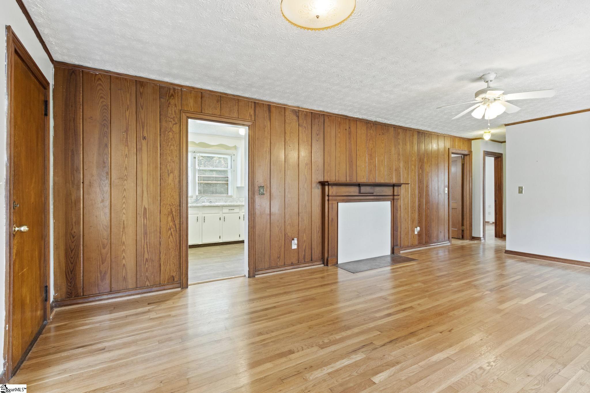 52 Foxhall Road Greenville, SC 29605 - Photo 9 of 25 Gallery Image 9