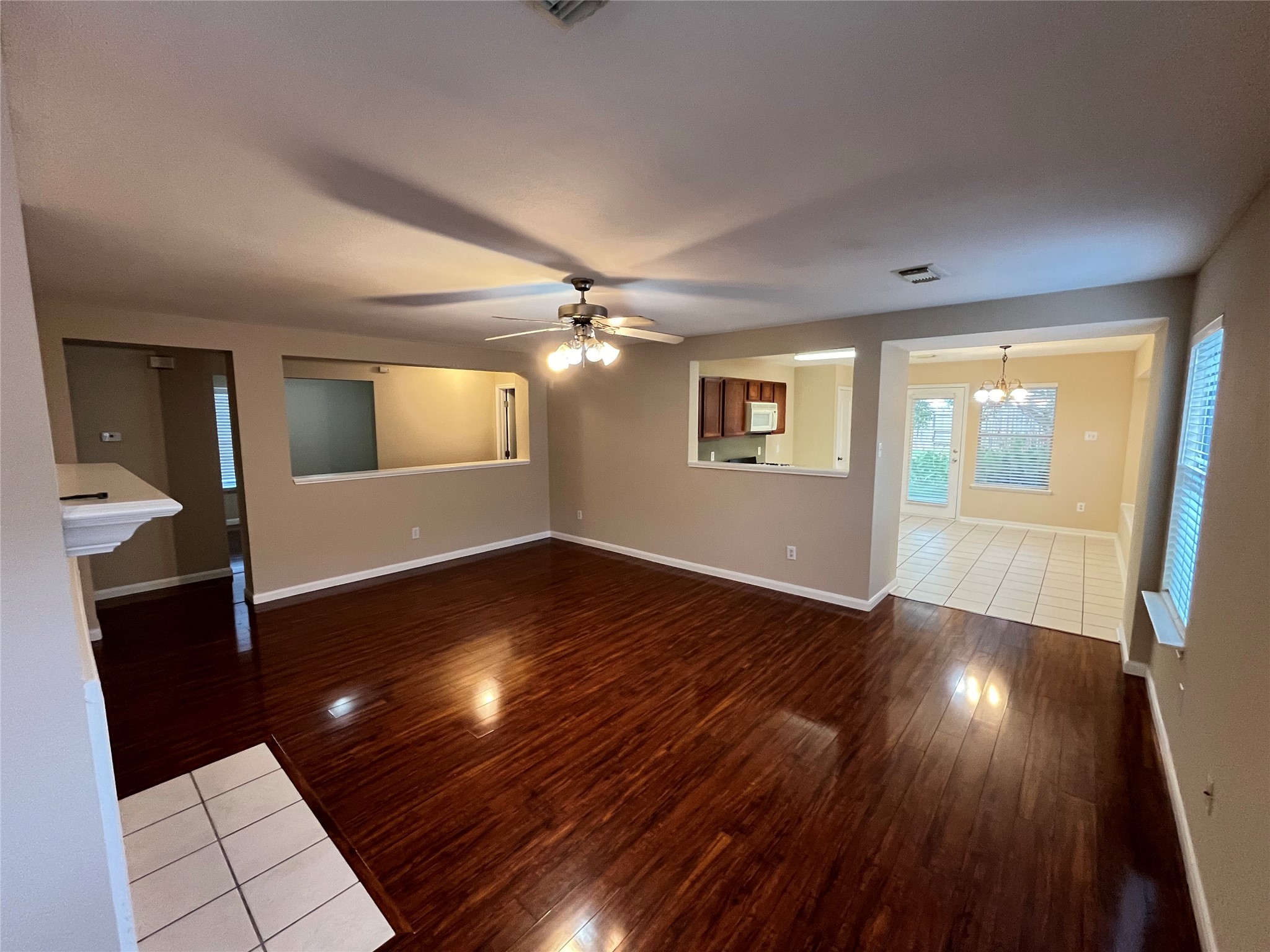 29551 South Legends Bend Drive Spring, TX 77386 - Photo 3 of 17