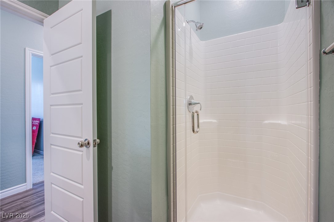 7336 North Decatur Boulevard, Unit 1 North Las Vegas, NV 89084 - Photo 23 of 39 Secondary Bath