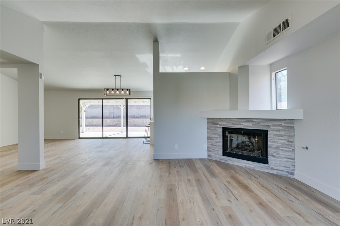 35 Westheimer Road Henderson, NV 89074 - Photo 11 of 39 Gallery Image 11