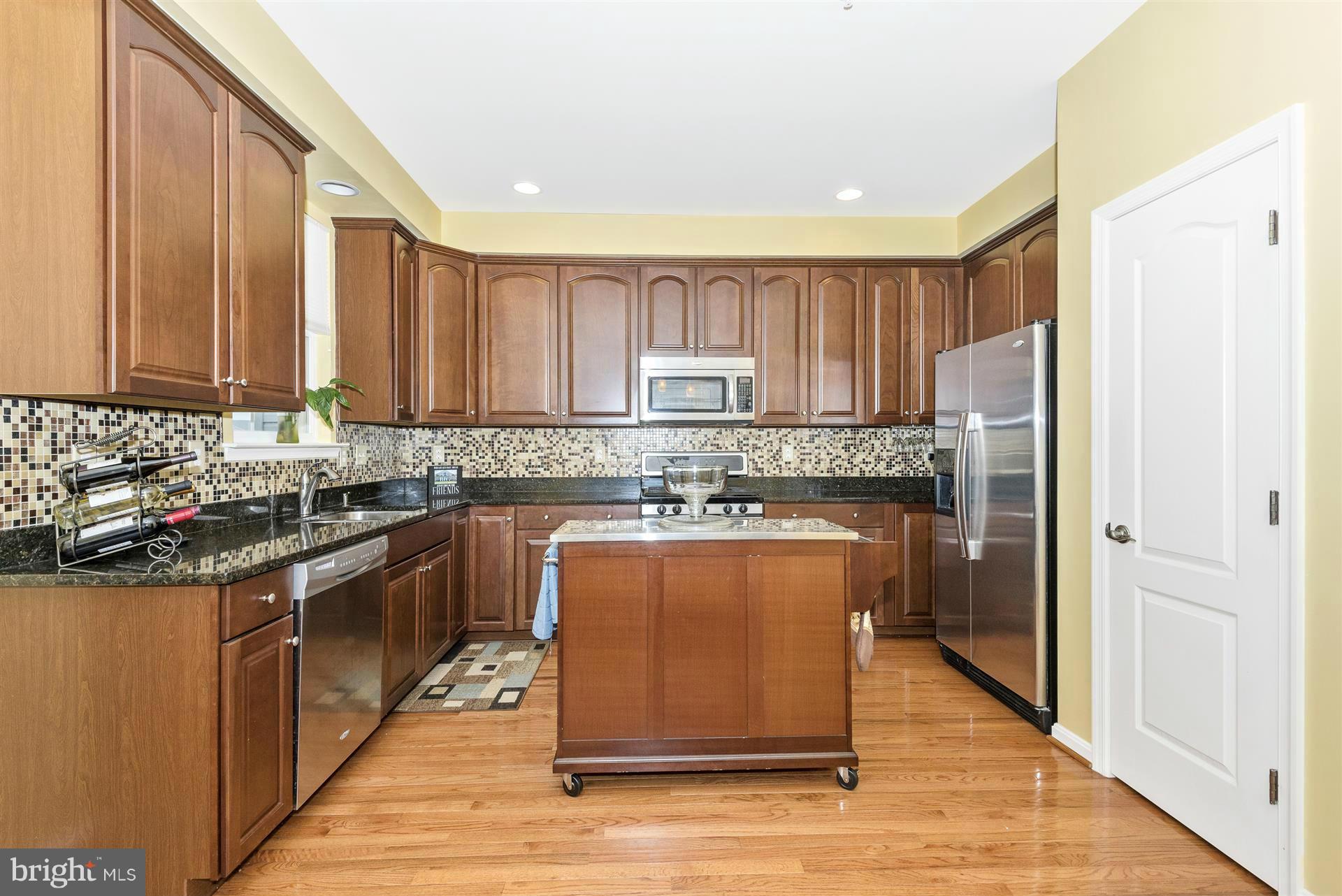 13007 Yellow Jacket Road Hagerstown, MD 21740 - Photo 10 of 29 Kitchen