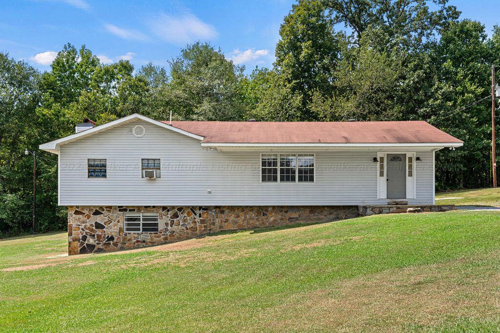 1495 Bennett Road Jasper, AL 35503 - Photo 4 of 32 Gallery Image 4