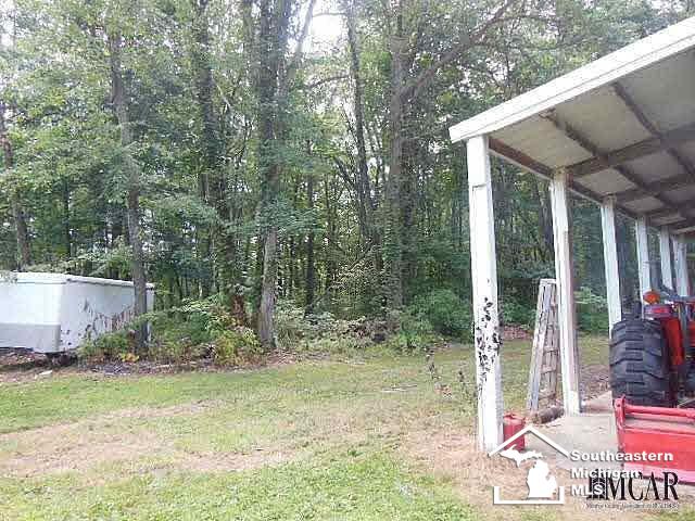 3737 West Erie Road Temperance, MI 48182 - Photo 10 of 34 21350610-9.JPG
