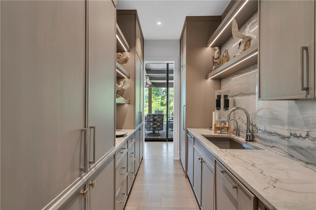 383 Peninsula Ridge Sunset, SC 29685 - Photo 14 of 46